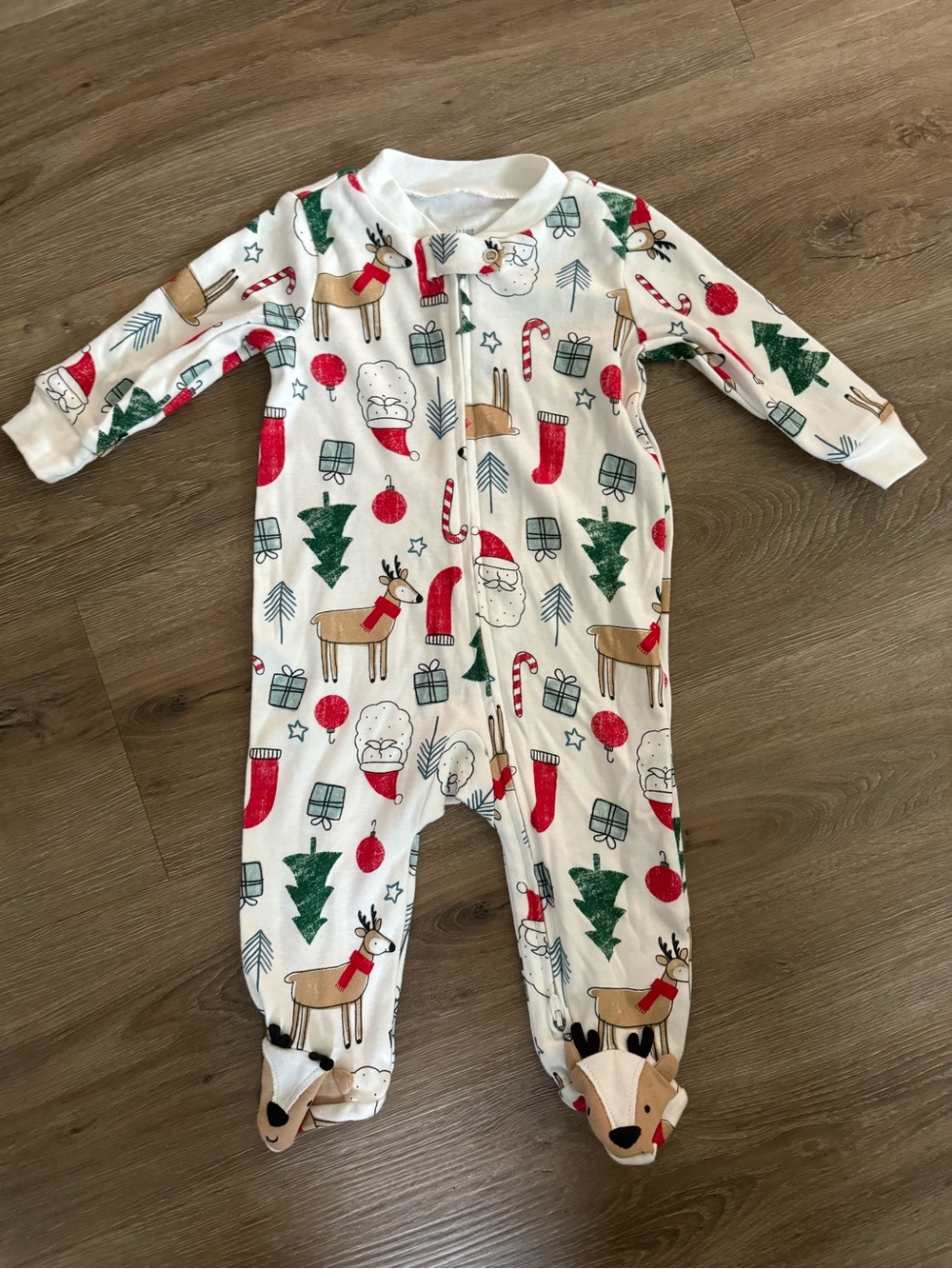 Holiday Christmas Reindeer Print Kids 6 month One-Piece Sleeper White/Red/Green